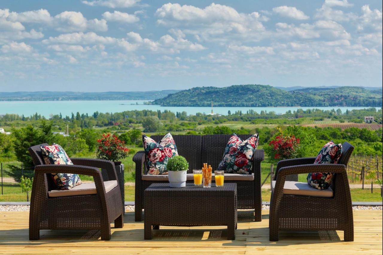 Lotti Residence Harmony Balatonfured Bagian luar foto
